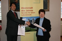 Alpenstädte des Jahres und Alpenkonvention verstärken ihre Zusammenarbeit