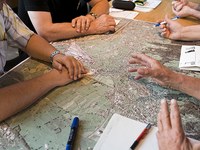 Alpine Raumsphären : natürliche Grenzen, unendliche Möglichkeiten