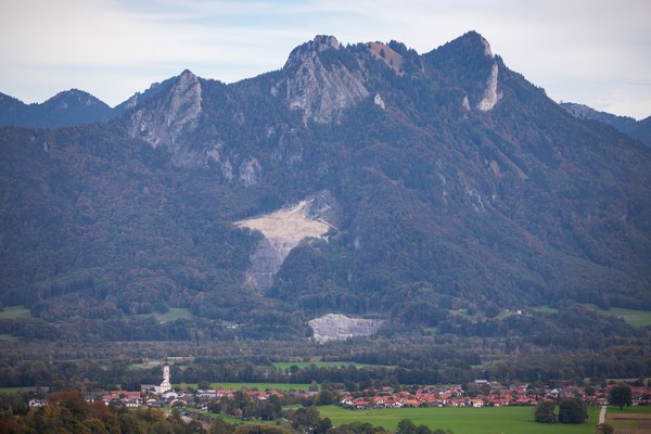 Geplante Erweiterung des Nußdorfer Steinbruchs verstößt gegen Alpenplan