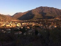 Con la partecipazione al potere