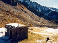 Impianti dismessi in montagna: demolirli invece di stare ad aspettare