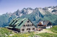 Rifugi rispettosi dell'ambiente per conquistatori di vette