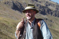 Un produttore che, puntando sulle pecore, unisce le persone - Ritratto: Josef Schett