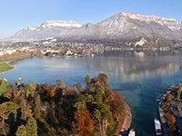 Annecy: impegno internazionale per l'acqua potabile