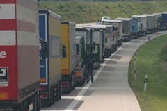 Tunnel del Monte Bianco: stop ai veicoli pesanti