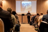 Alta tensione nelle Alpi