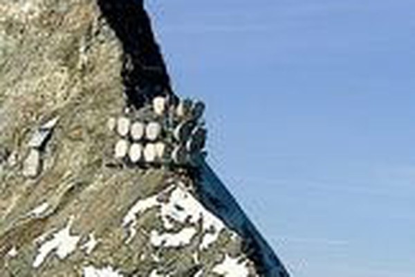 La plus haute centrale solaire au monde en phase de test