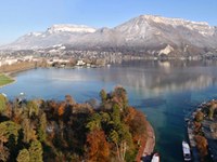 Annecy reçoit un Prix de la Convention alpine