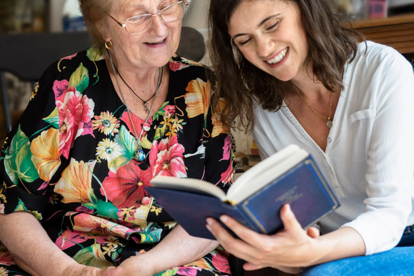 Cohabitation intergénérationnelle à Annecy : bien plus qu'un logement pour nos jeunes !