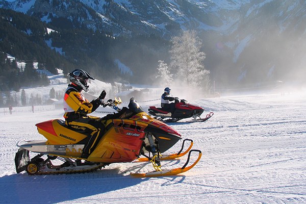 Invasion menaçante de motoneiges en France