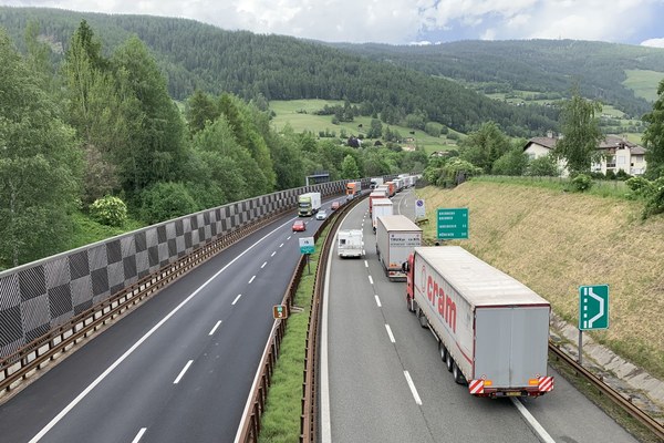 L’avocat général de la Cour de justice de l’UE s'oppose aux interdictions de circulation au col du Brenner