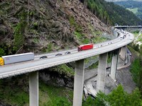 Lettre ouverte : Protection des Alpes contre le trafic de transit excessif