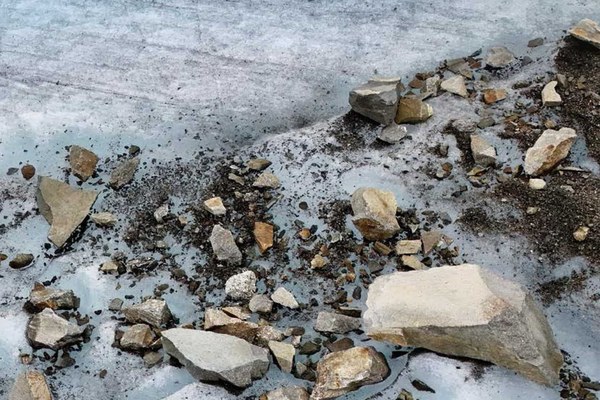 Alpenscène n° 112 - Après les glaciers