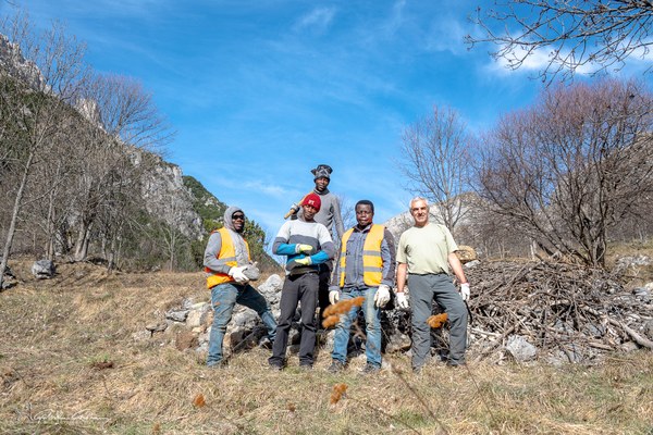 Vrniti življenje naravi in kamenju